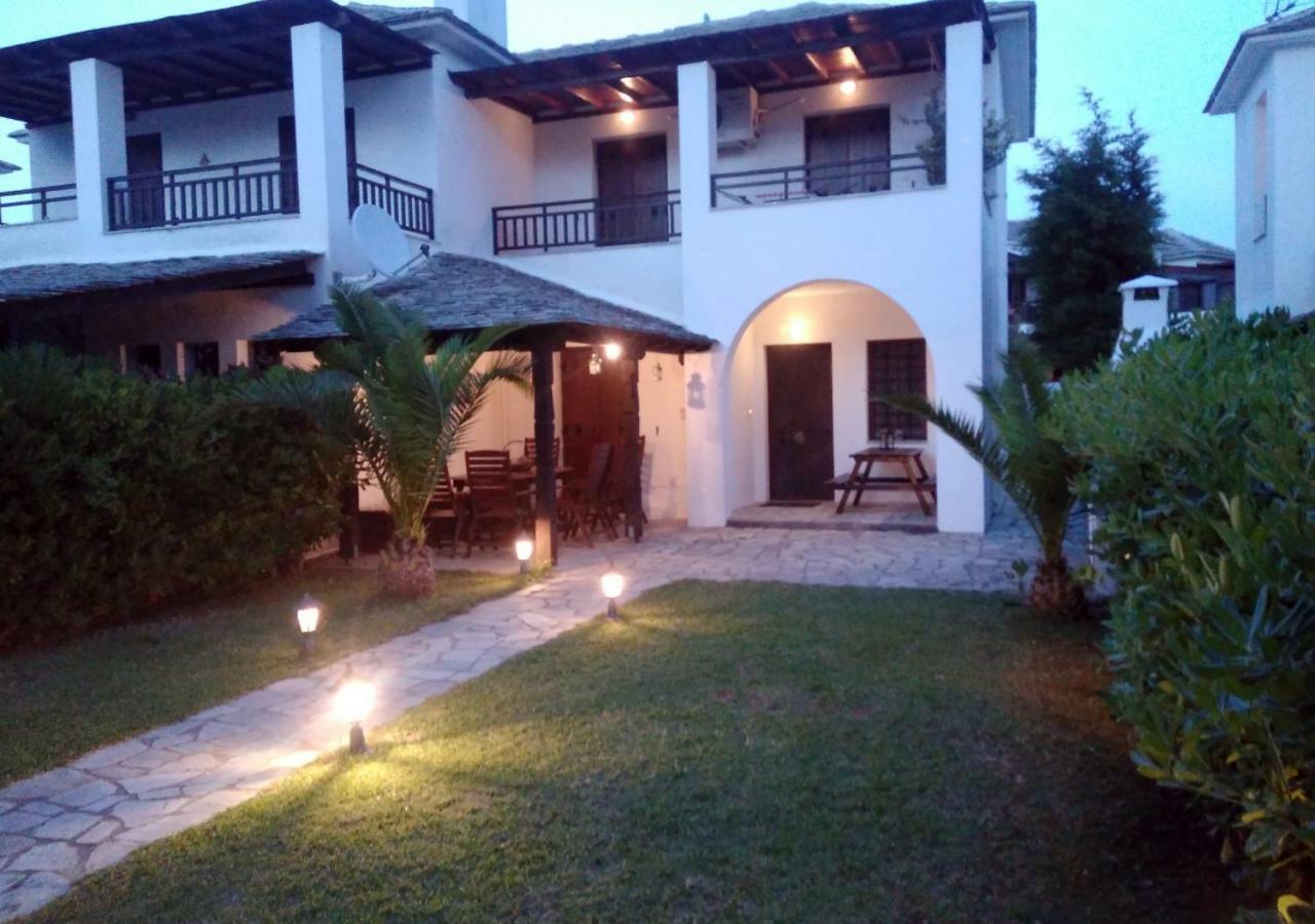 Harmony Seaside Apartments Koropi Exterior foto